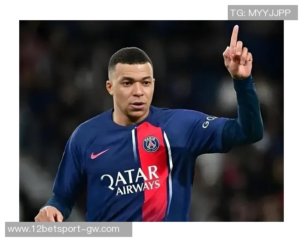 姆巴佩将缺席首发对阵巴萨以替补身份待命引发关注 姆巴佩将缺席首发对阵巴萨以替补身份待命引发关注